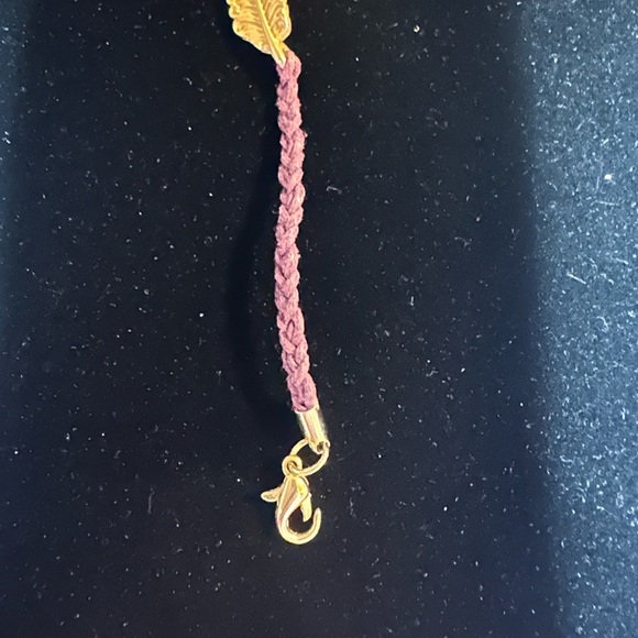 Feather Bracelet - Picture 3 of 6
